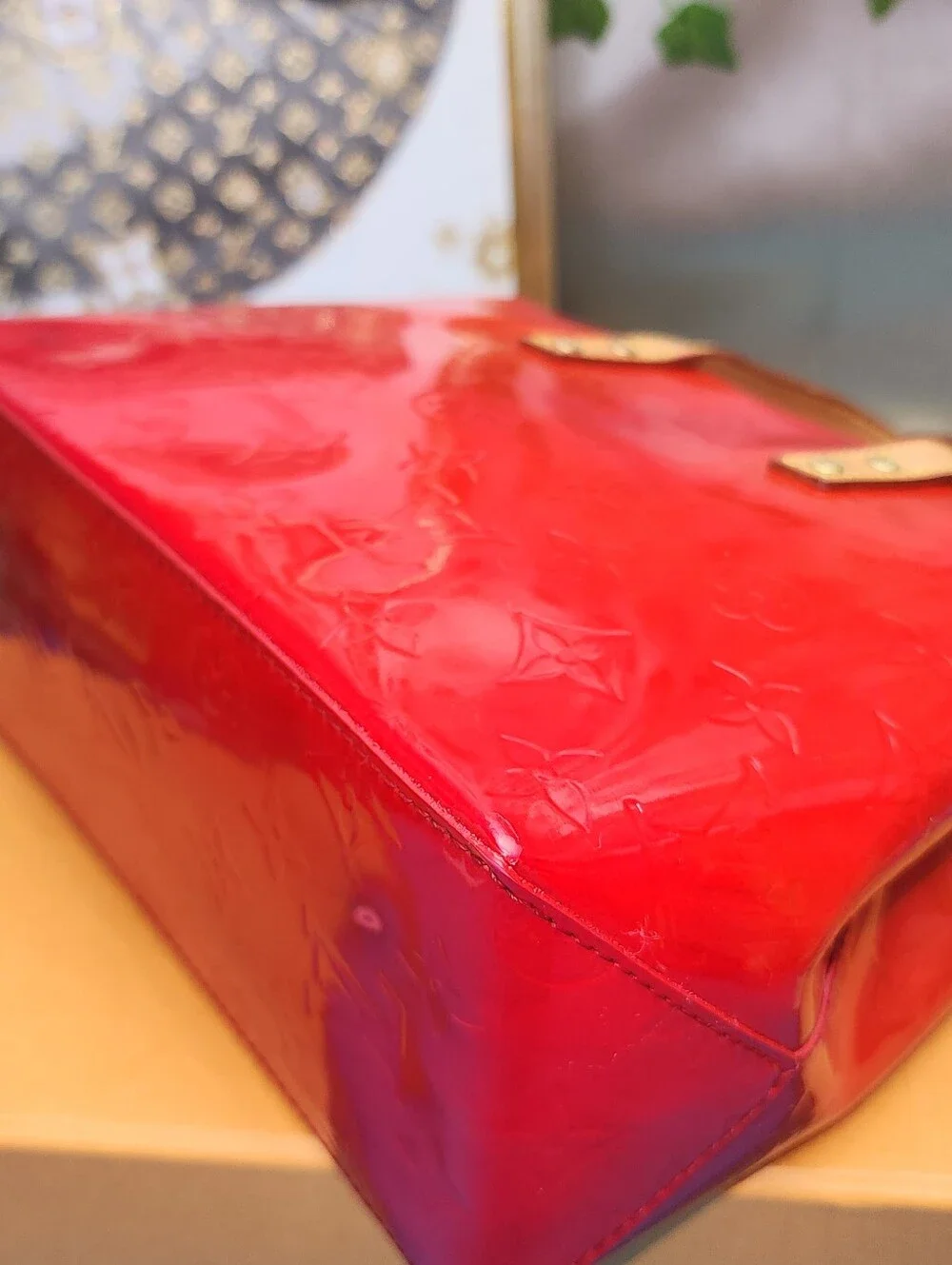 Authentic Louis Vuitton Vernis Reade PM Rouge W/ Box, Dust Bag & LV P.O.P